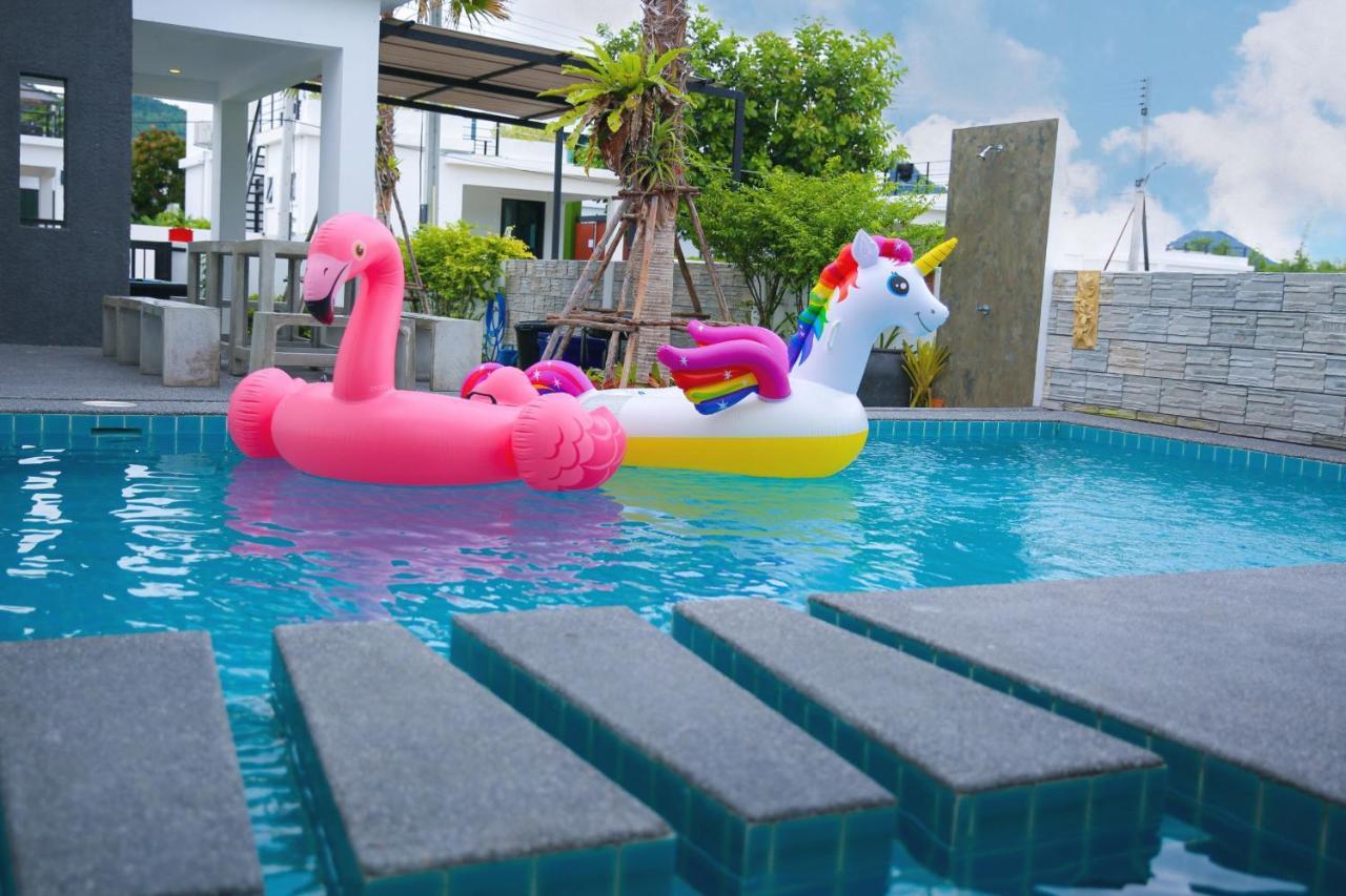 Spring Vintage Pool Villa HHQ